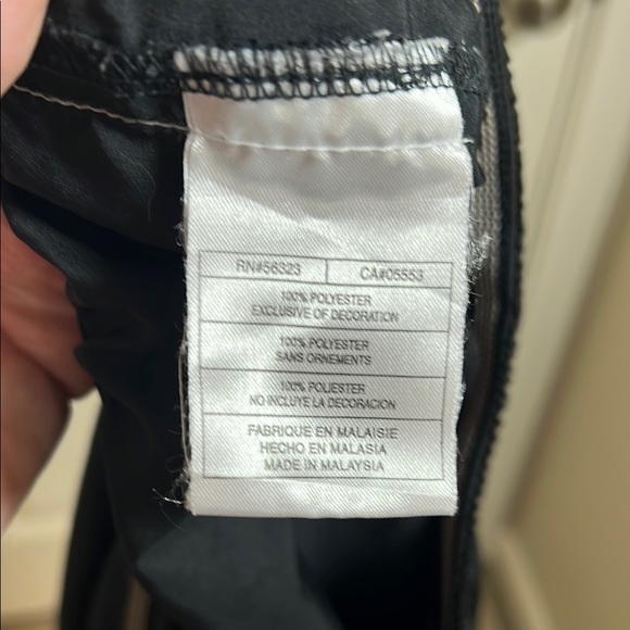 Nike Youth Black and White Athletic Basketball Shorts Boy Large (14-16) - Picture 4 of 5